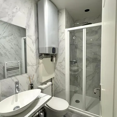 Luxury White Διαμέρισμα *